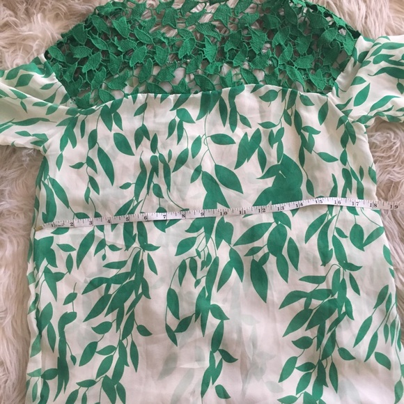 Chiffon blouse leaf prints - Picture 8 of 8